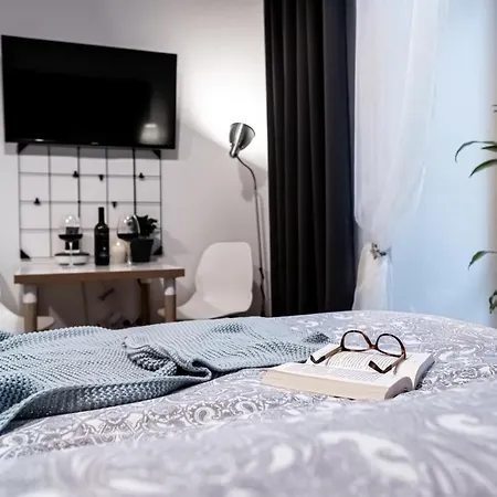Apartament Center *